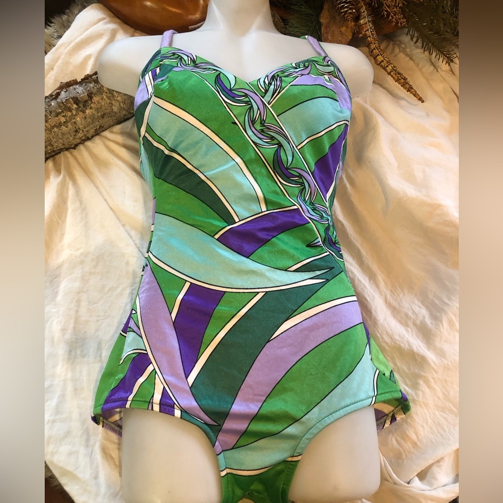 Vintage 70s - 80s era one piece swimsuit